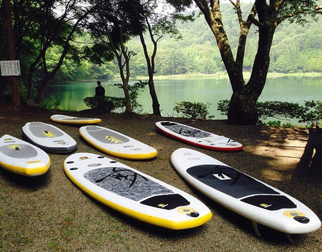 四尾連湖（しびれこ）でSUP体験